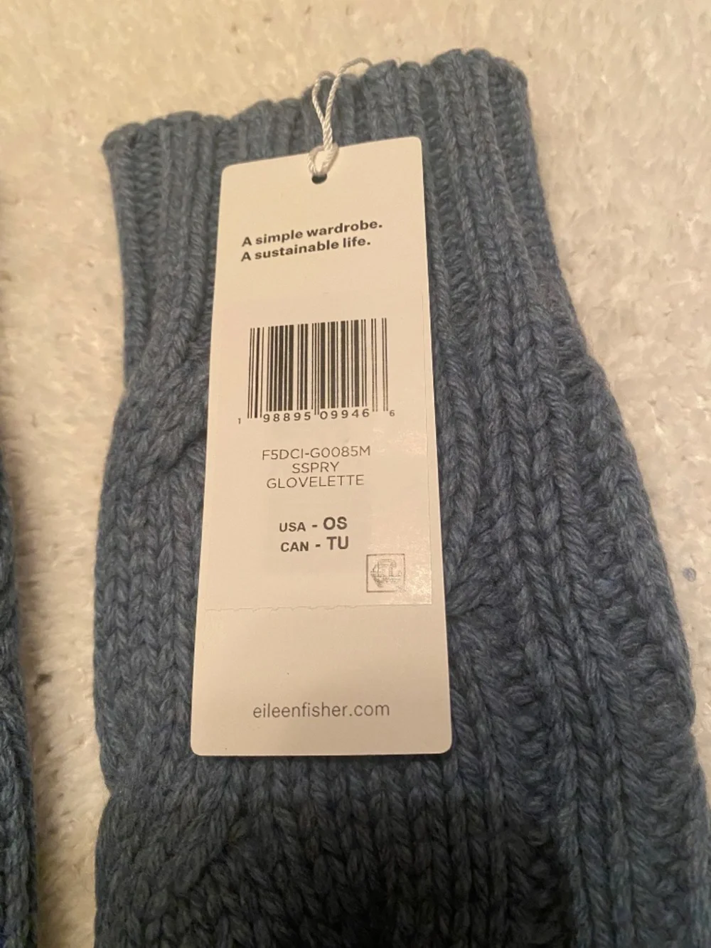 Share EILEEN FISHER GLOVELEETE KNIT ORGANIC COTTON & CASHMERE SEA SPRAY COLOR